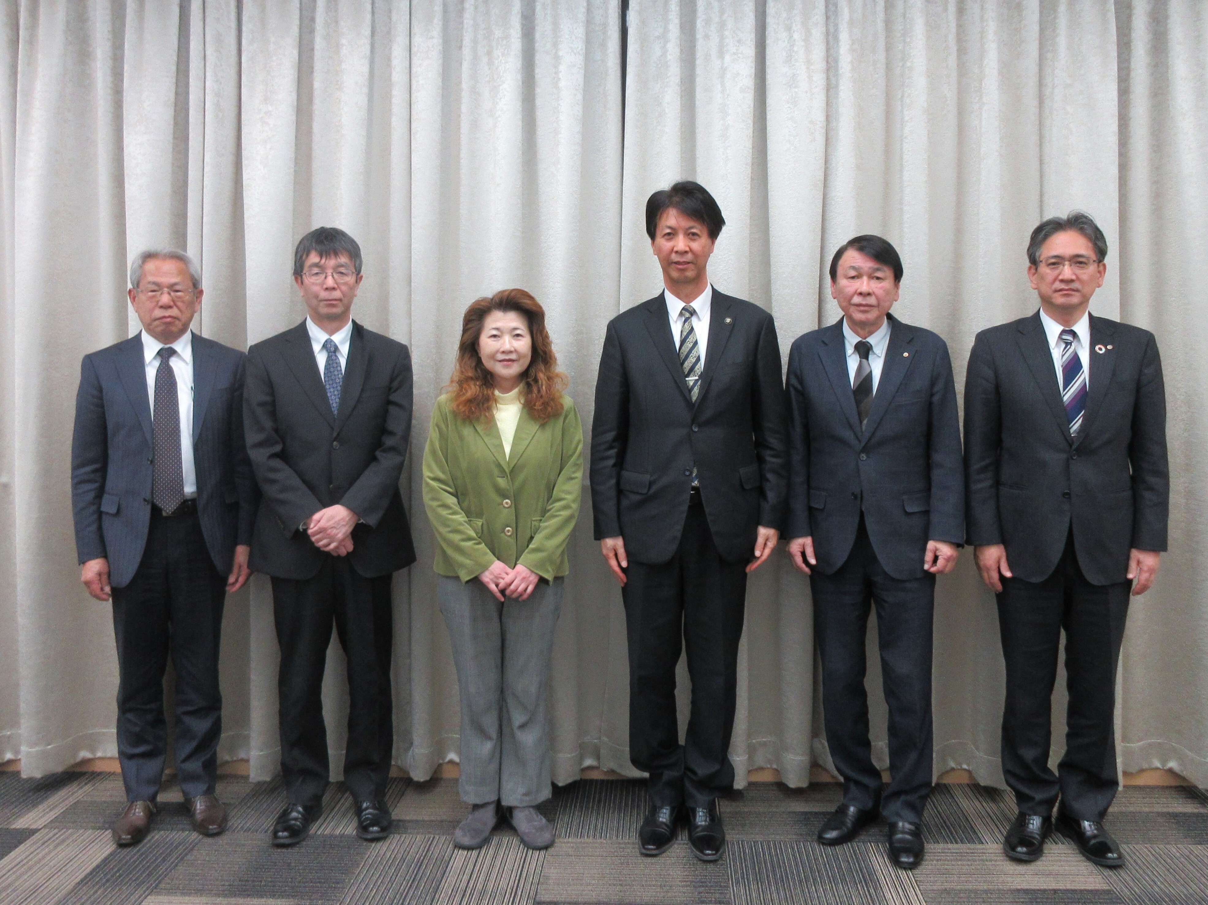 評議員と代表理事.JPG
