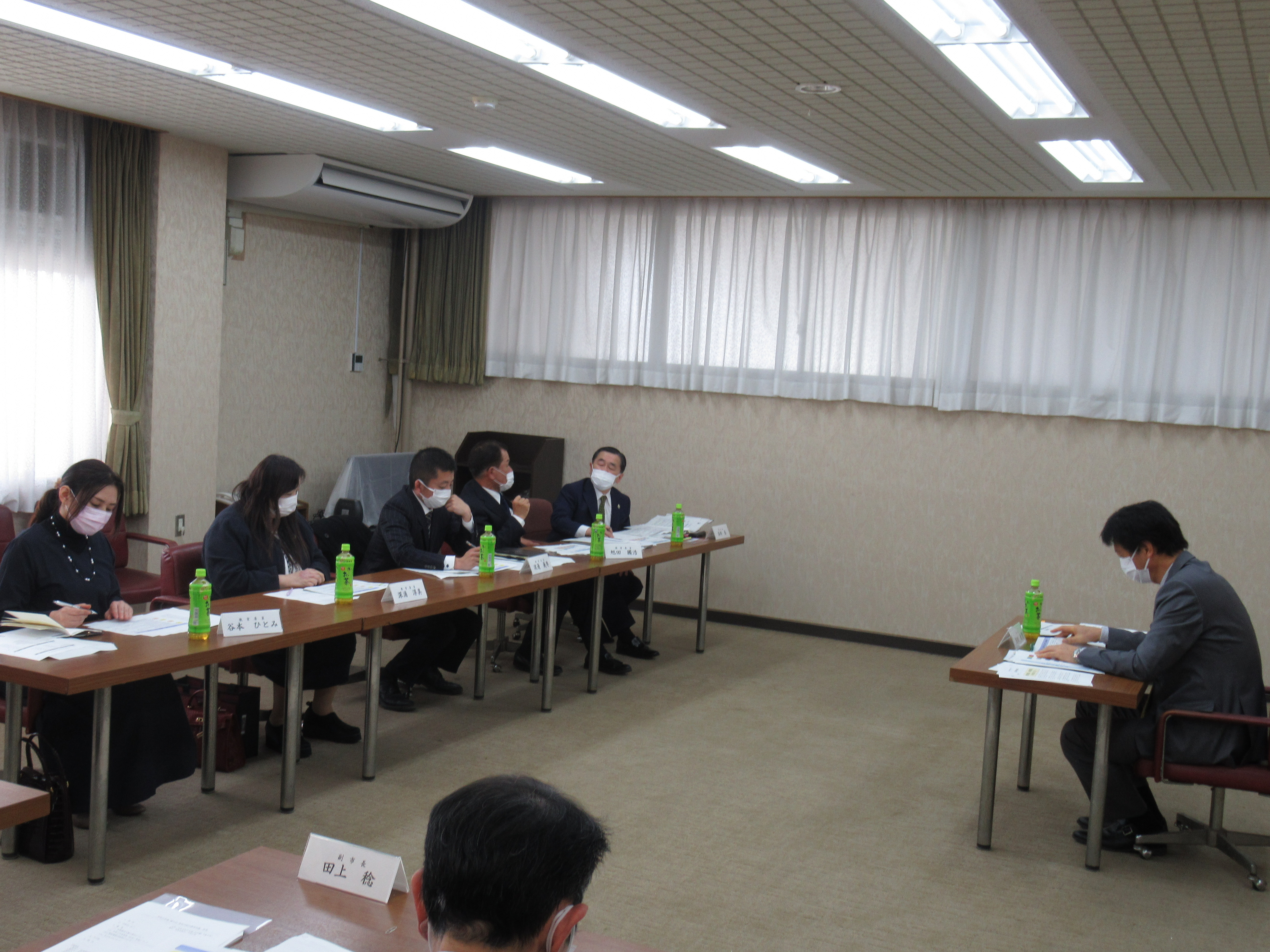 会議風景2.JPG