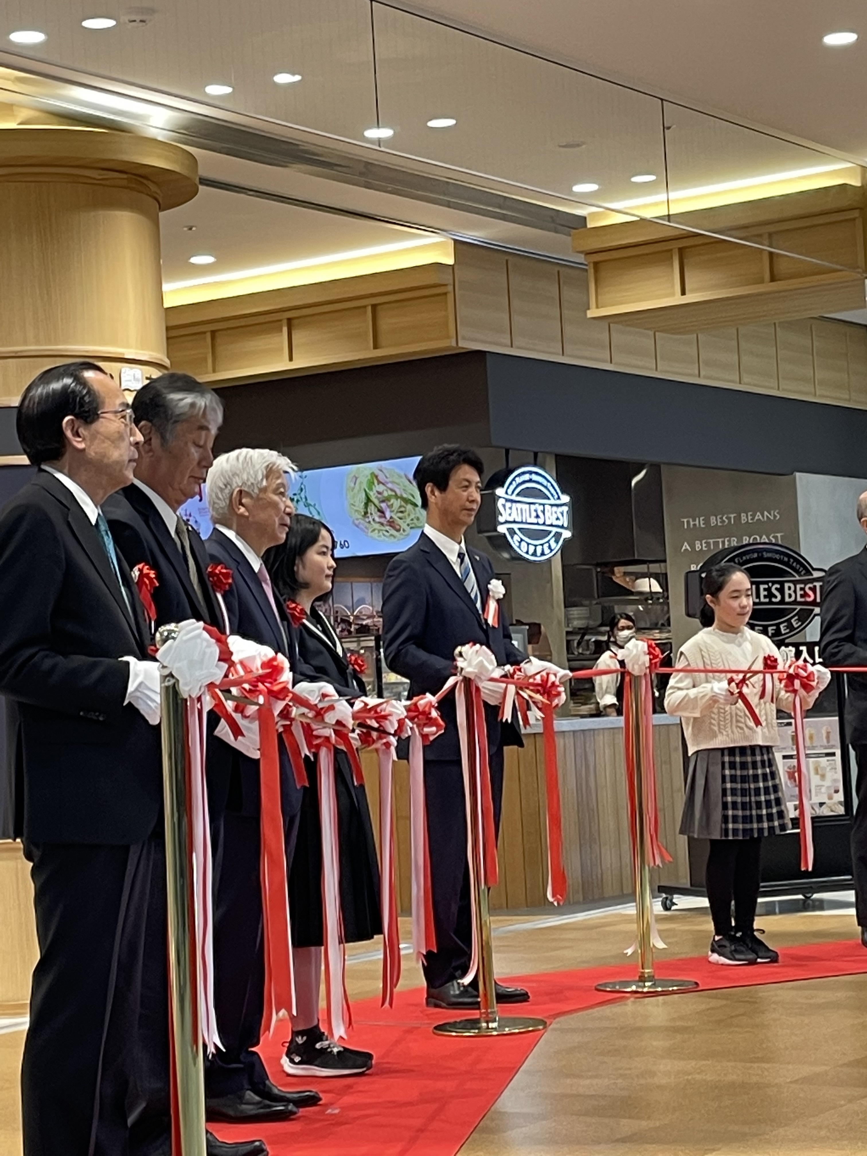 新・荒尾市立図書館オープニングセレモニーの様子